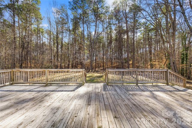 121 Rustic Way Lane, Mooresville, NC 28117