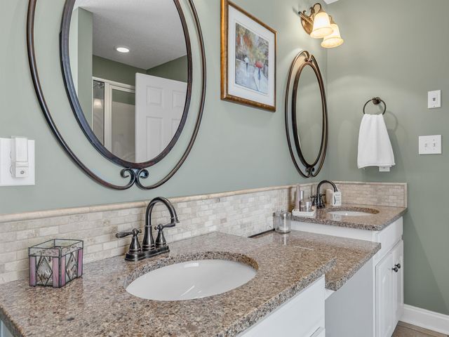 434 shallowford Drive, Boiling Springs, SC 29316