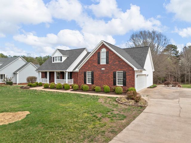 434 shallowford Drive, Boiling Springs, SC 29316