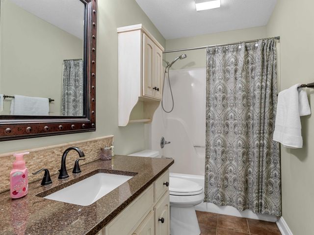 434 shallowford Drive, Boiling Springs, SC 29316