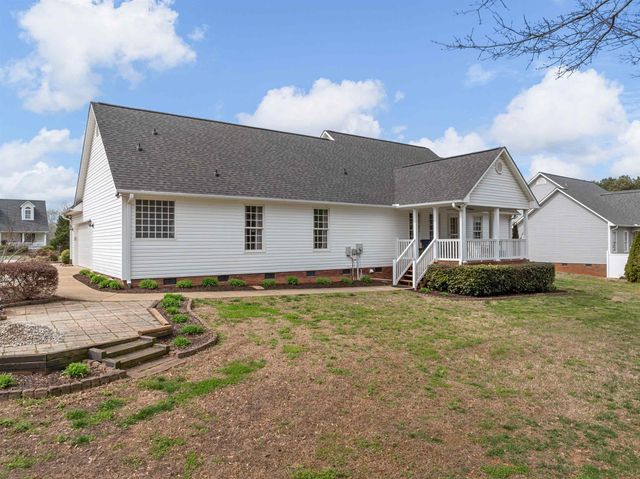 434 shallowford Drive, Boiling Springs, SC 29316