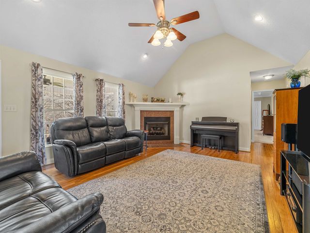 434 shallowford Drive, Boiling Springs, SC 29316