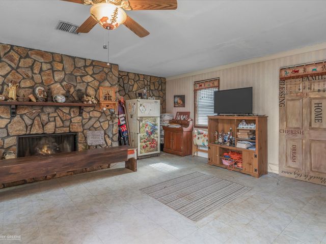 413 S Elm Street, Haughton, LA 71037