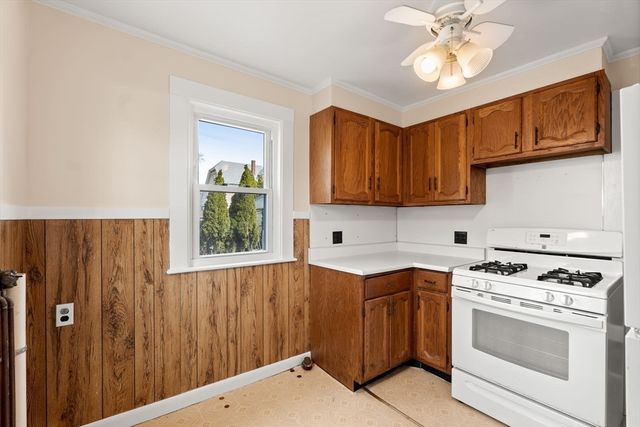 74 Myrtle St, Lynn, MA 01905