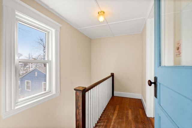 74 Myrtle St, Lynn, MA 01905