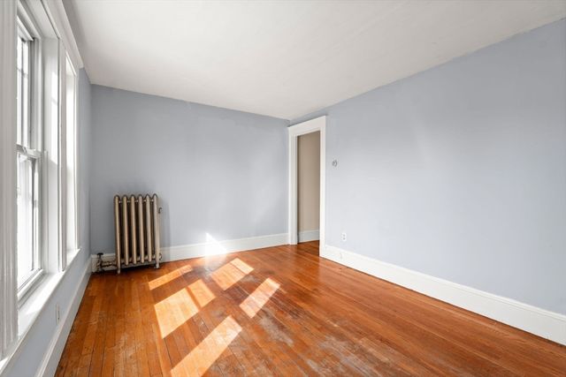 74 Myrtle St, Lynn, MA 01905