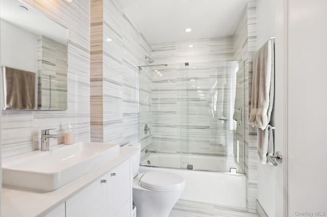 175 Huguenot Street PH-302, New Rochelle, NY 10801