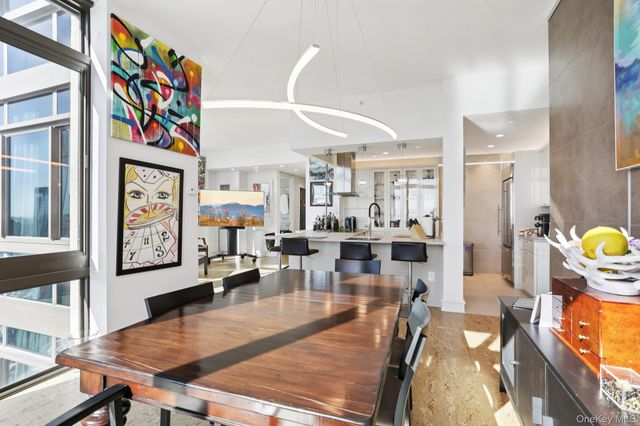 175 Huguenot Street PH-302, New Rochelle, NY 10801