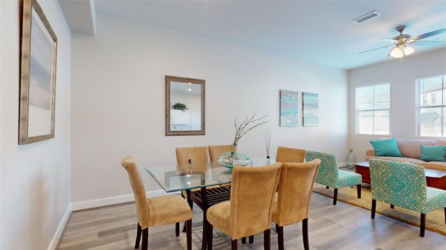 504 Nursery Rd 2105, The Woodlands, TX 77380