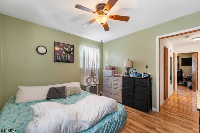 30 Warren St, Carteret Boro, NJ 07008