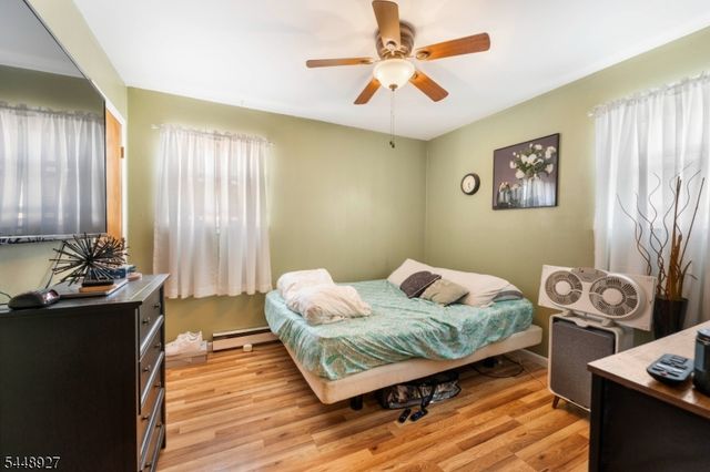 30 Warren St, Carteret Boro, NJ 07008
