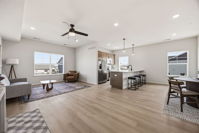 8705 Lewis Drive SW A, Cedar Rapids, IA 52404