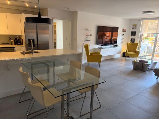 90 Alton Rd 303, Miami Beach, FL 33139