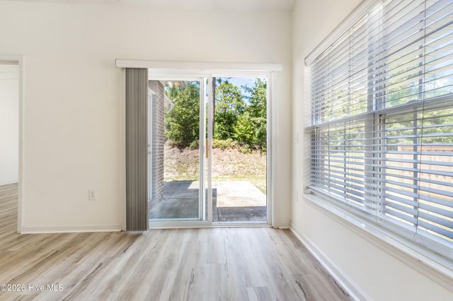 320 Hibiscus Way, Wilmington, NC 28412