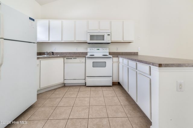 320 Hibiscus Way, Wilmington, NC 28412