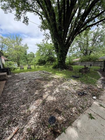 1153 Redman Boulevard, St Louis, MO 63138