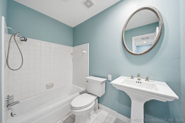 5610 S Madison Place 5610, Tulsa, OK 74105