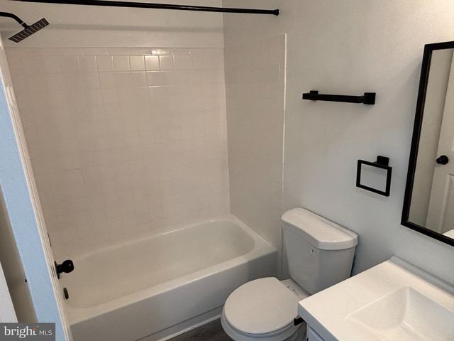 18 HIDDENCREEK CT, Owings Mills, MD 21117