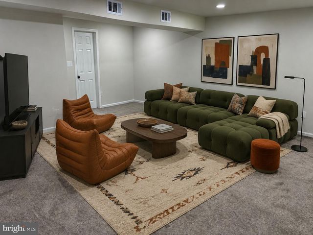 18 HIDDENCREEK CT, Owings Mills, MD 21117