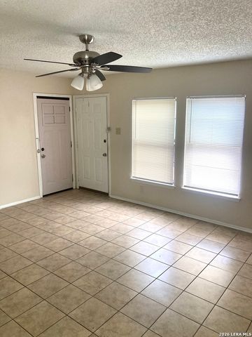 4339 LEHMAN DR, Kirby, TX 78219