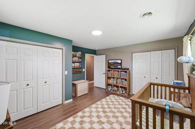 1014 Hammond Avenue, Mount Carmel, TN 37645