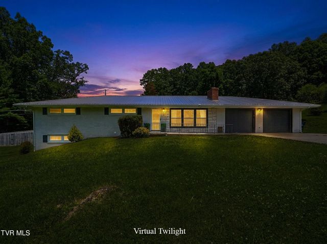 1014 Hammond Avenue, Mount Carmel, TN 37645