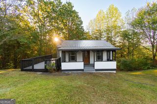 250 Nottingham Way NE, Fairmount, GA 30139