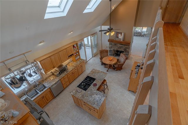 1200 River Road, Hinckley, OH 44233