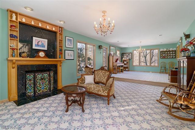 1200 River Road, Hinckley, OH 44233