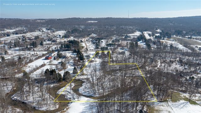 1200 River Road, Hinckley, OH 44233