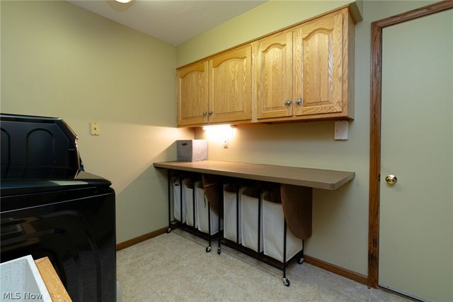 1200 River Road, Hinckley, OH 44233