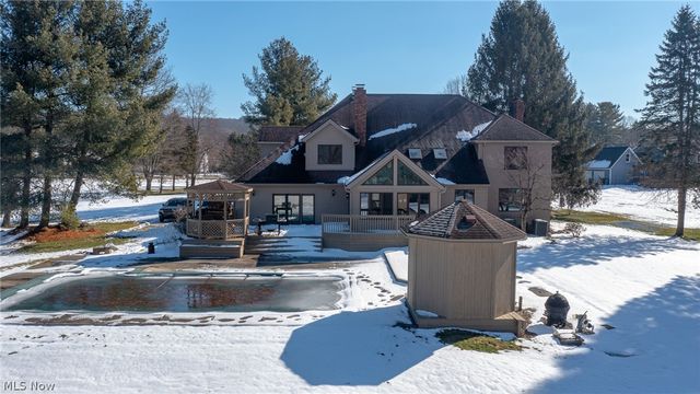 1200 River Road, Hinckley, OH 44233