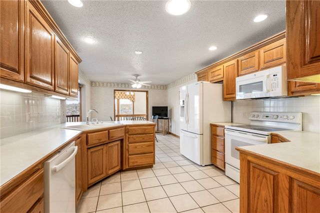 10 Oniell Drive, Bella Vista, AR 72715