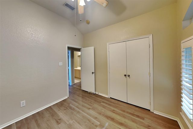 285 Mesa View, Conroe, TX 77316