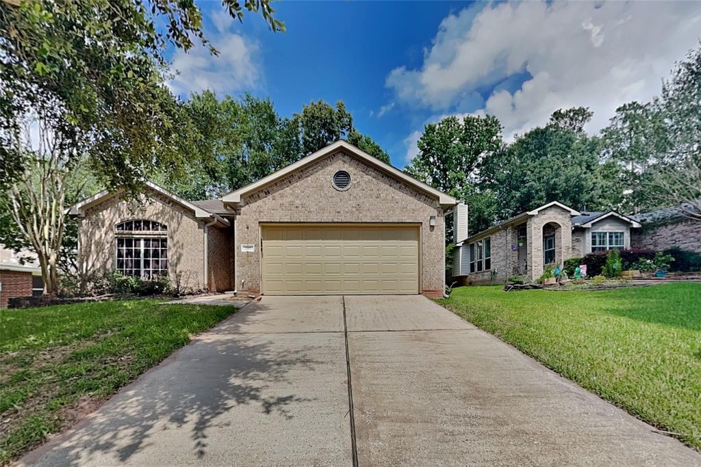 285 Mesa View, Conroe, TX 77316