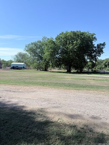 5830 Mount Olive, Adkins, TX 78101