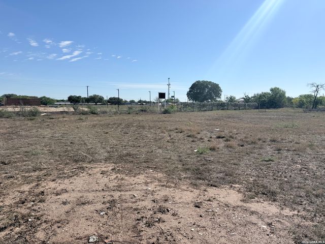 5830 Mount Olive, Adkins, TX 78101