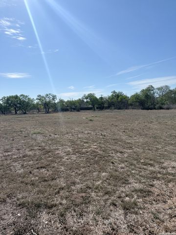 5830 Mount Olive, Adkins, TX 78101
