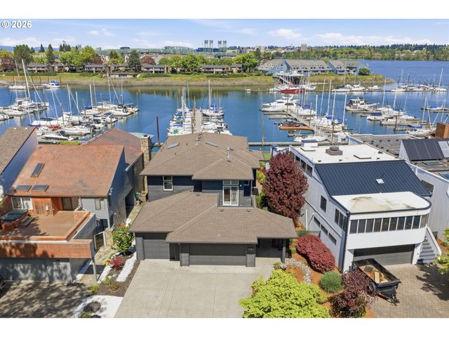 191 N LOTUS BEACH Dr, Portland, OR 97217