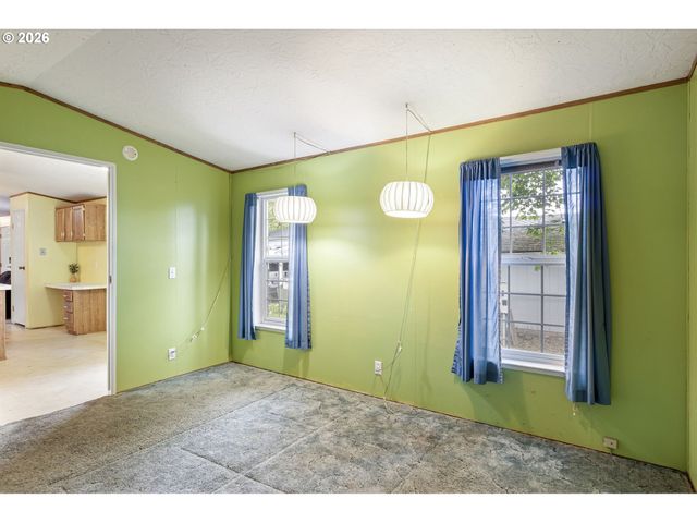 375 LACASA St 103, Eugene, OR 97402