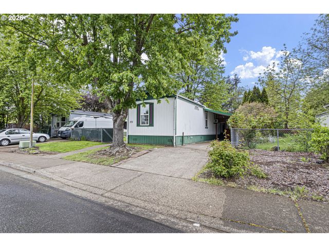 375 LACASA St 103, Eugene, OR 97402