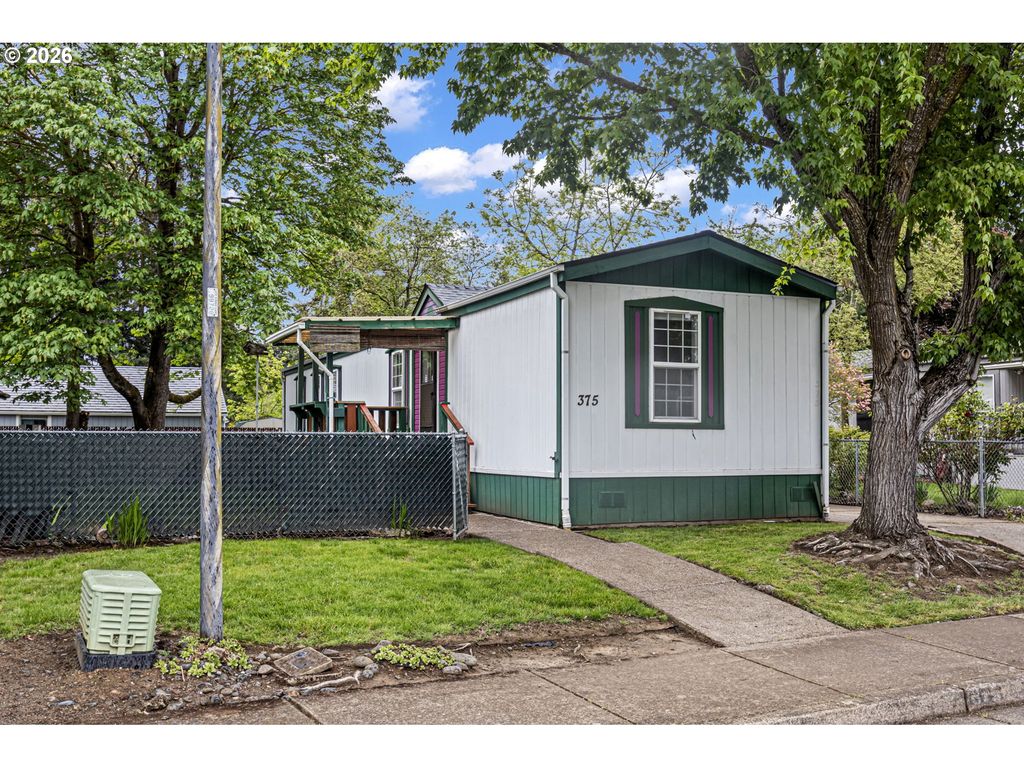 375 LACASA St 103, Eugene, OR 97402