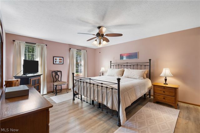 1675 Chatham Avenue NE, North Canton, OH 44720