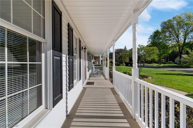 1675 Chatham Avenue NE, North Canton, OH 44720