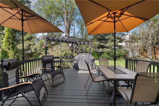 1675 Chatham Avenue NE, North Canton, OH 44720
