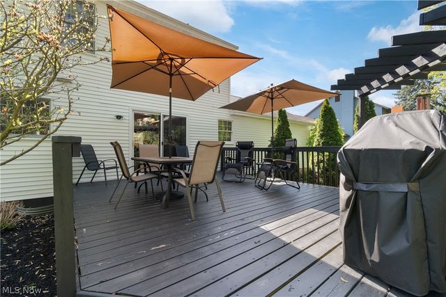1675 Chatham Avenue NE, North Canton, OH 44720