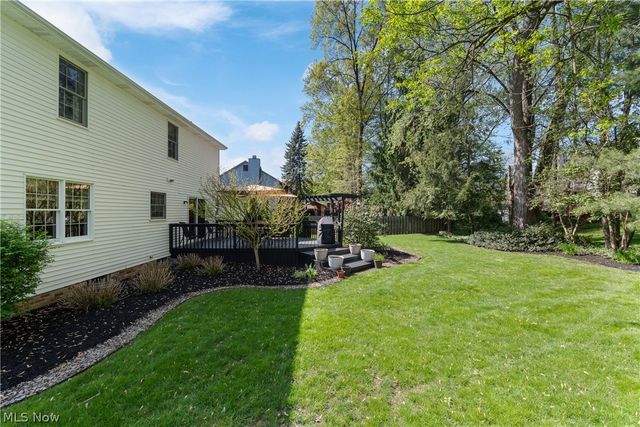 1675 Chatham Avenue NE, North Canton, OH 44720