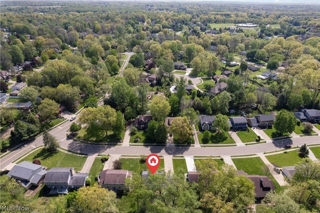 1675 Chatham Avenue NE, North Canton, OH 44720