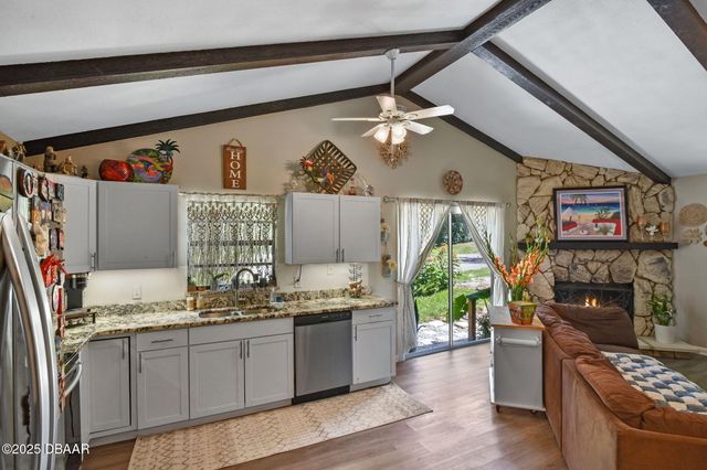 138 Forest Lane, Orange City, FL 32763