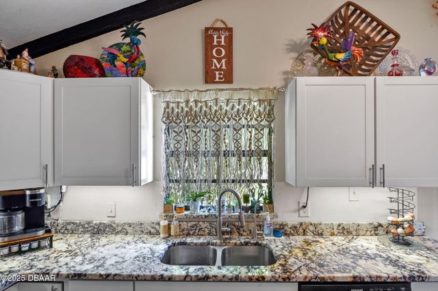 138 Forest Lane, Orange City, FL 32763